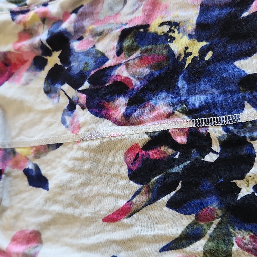Simply Vera Vera Wang floral watercolor tank - Picture 6 of 6